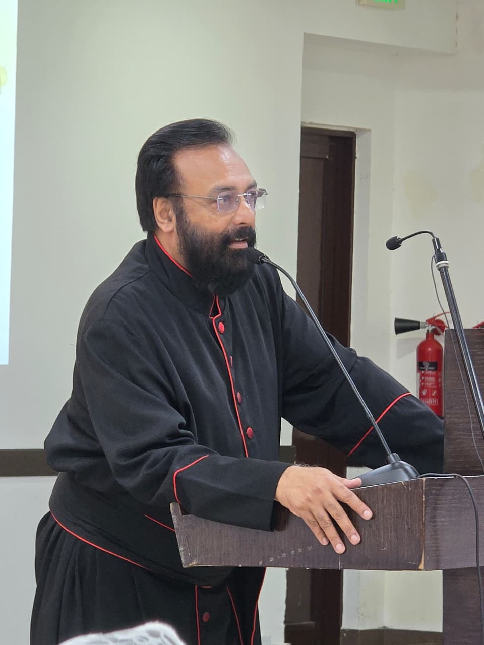Farewell to Rev. Raju Jacob & Moly Kochamma
